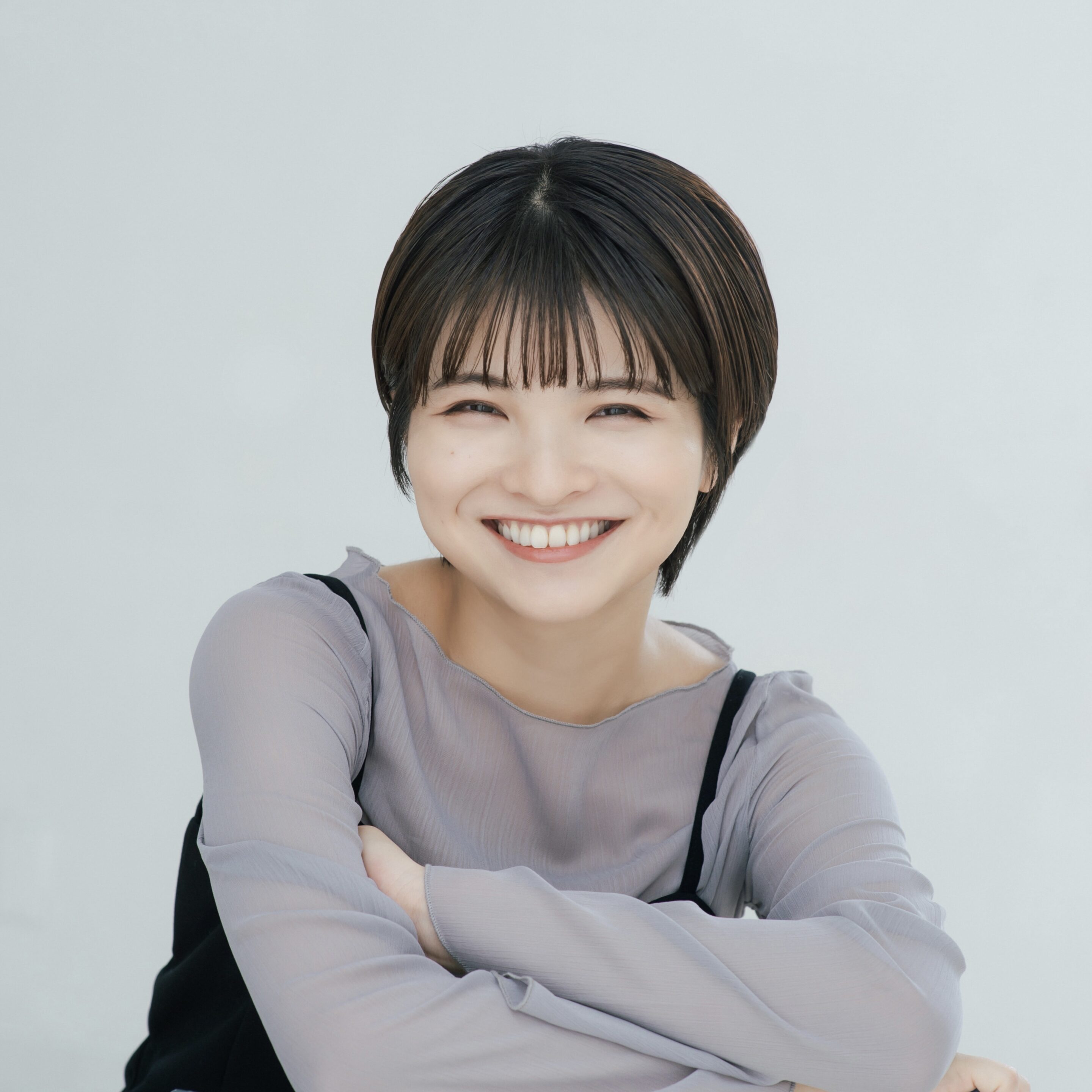 有里まりな
